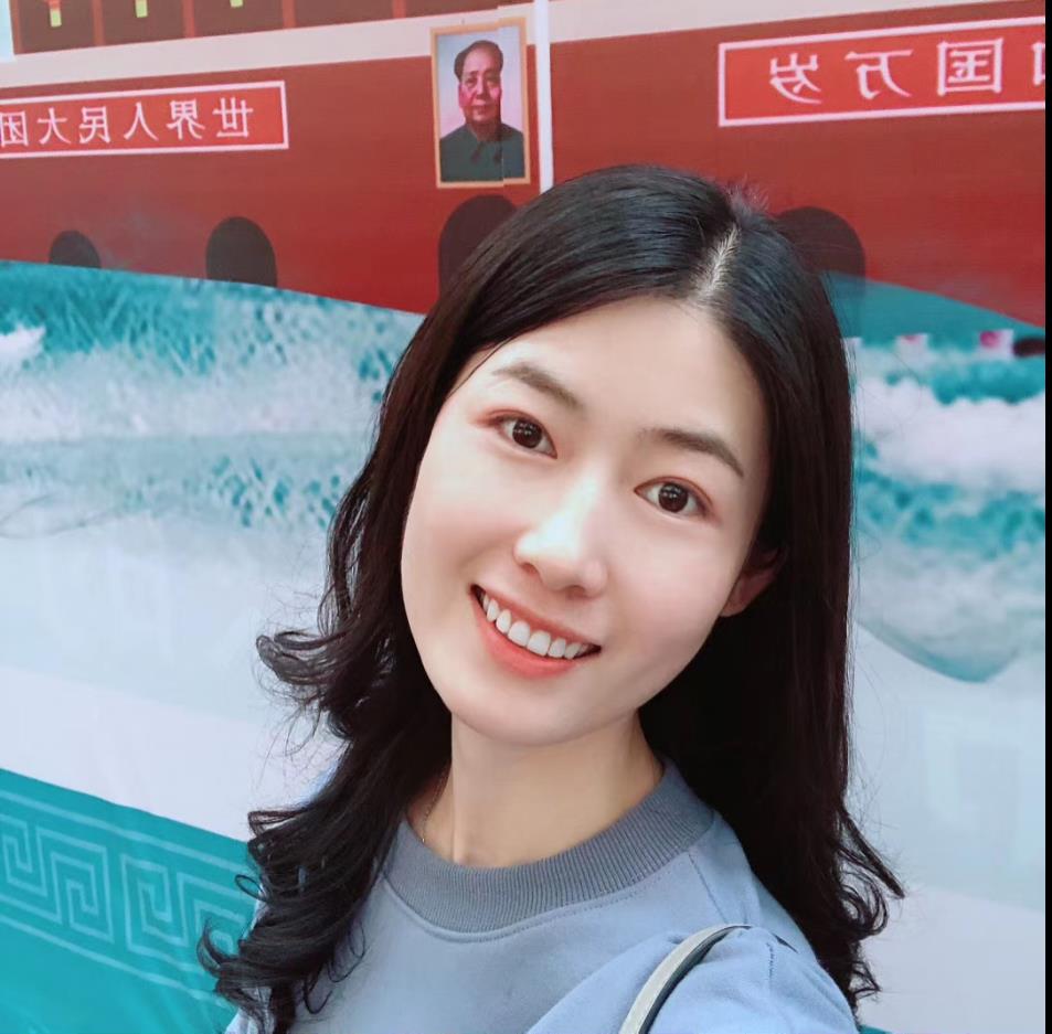 食品与生物工程学院(酒业学院)辅导员 张馨亓