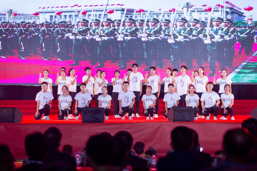 《不一样的年代,一样的青春》