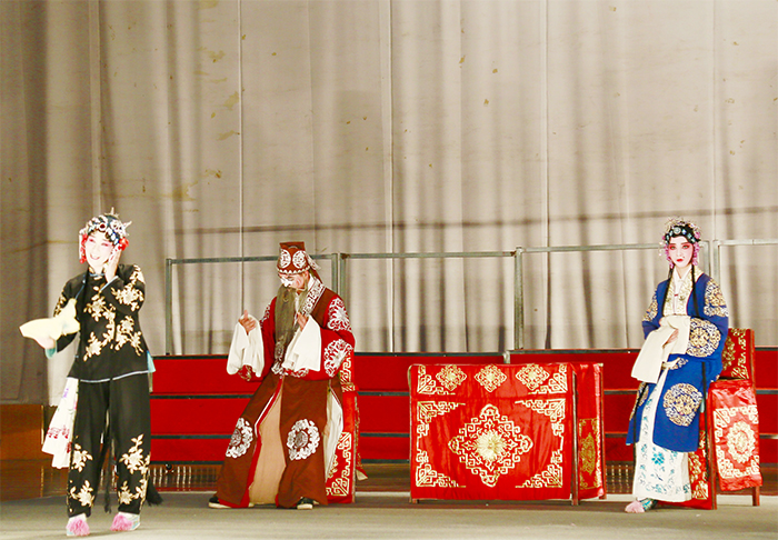 折子戏《李天保吊孝》