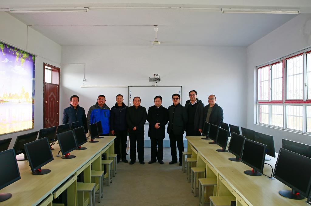 pg电子官网援建的多媒体教室